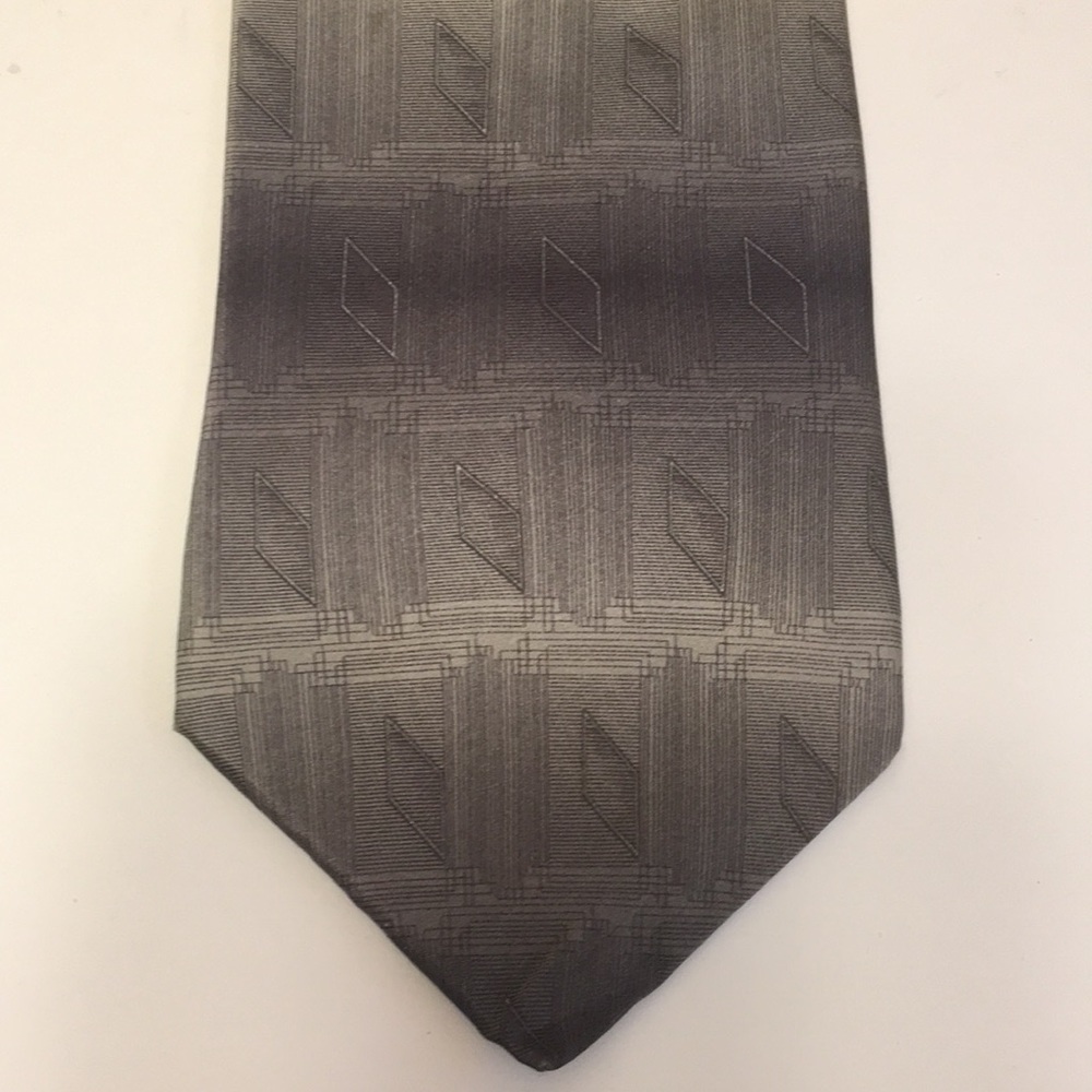 AXIS LA All Silk Gray Tie